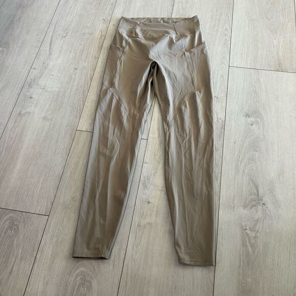 Gym Shark X Whitney Simmons
Women Pants - Gym Shark X Whitney Simmons Women leggings size s